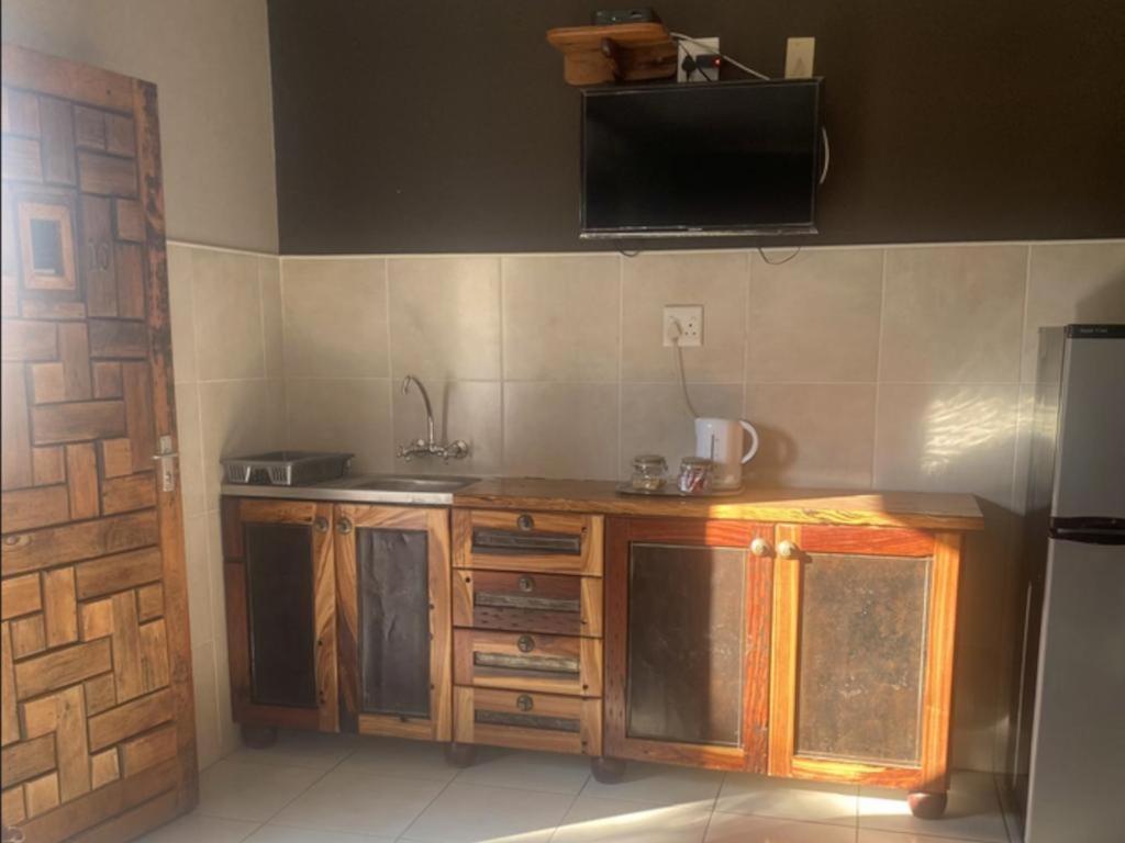 Bird'S Nest Guest House Keetmanshoop Bilik gambar