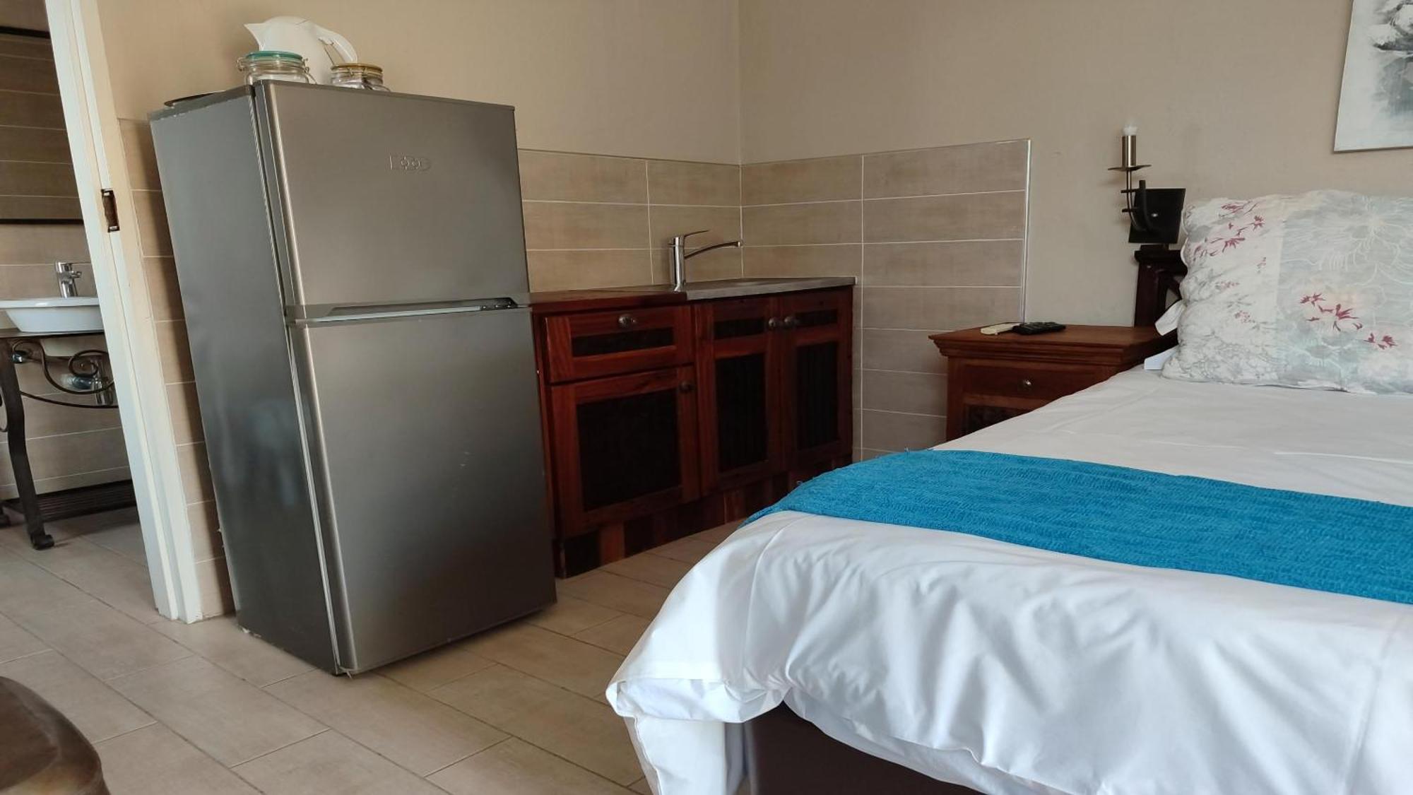 Bird'S Nest Guest House Keetmanshoop Bilik gambar